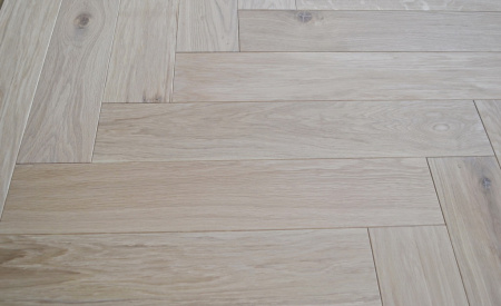 Pattern Parquet Дуб натур 600x100x14 мм
