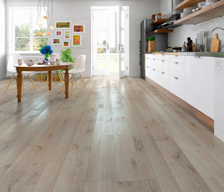 Faus Romance Oak