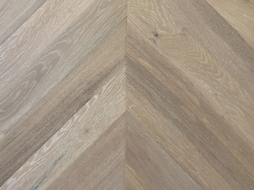 Wood Bee Дуб Crema 12 мм с фаской